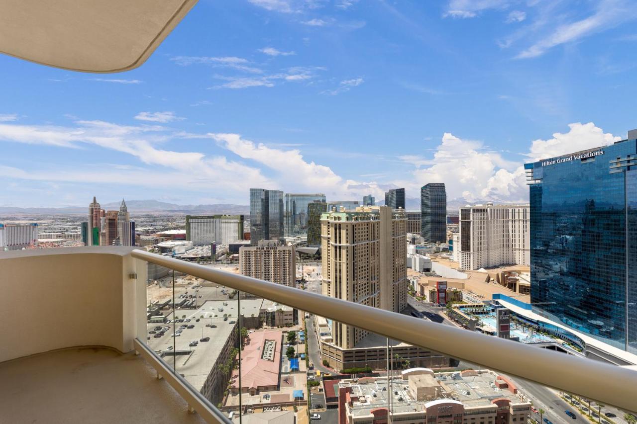 לאס וגאס Lucky Gem Penthouse & Luxury Suites At Signature Resort, Balcony Strip View 3505 מראה חיצוני תמונה