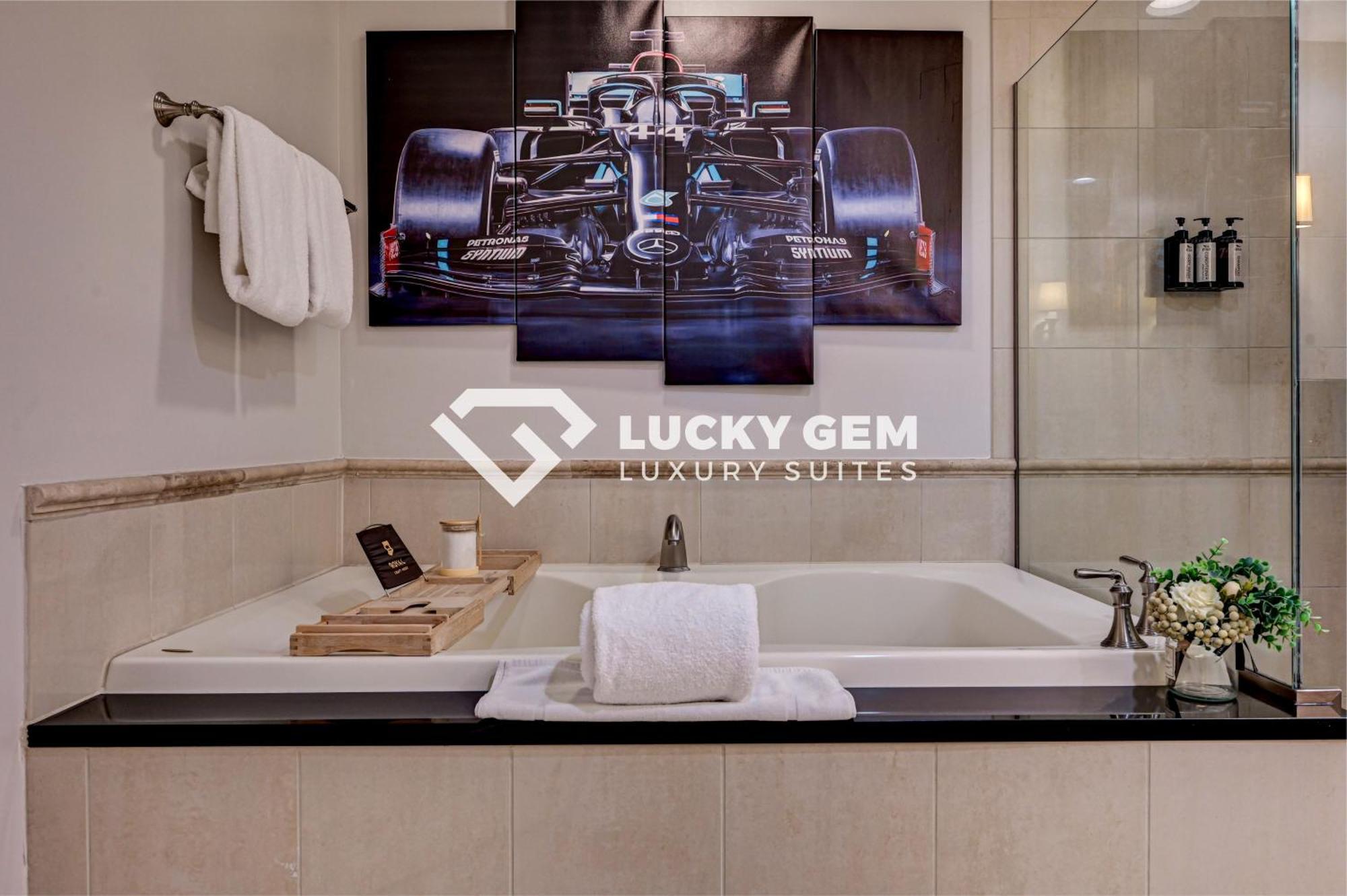 לאס וגאס Lucky Gem Penthouse & Luxury Suites At Signature Resort, Balcony Strip View 3505 מראה חיצוני תמונה