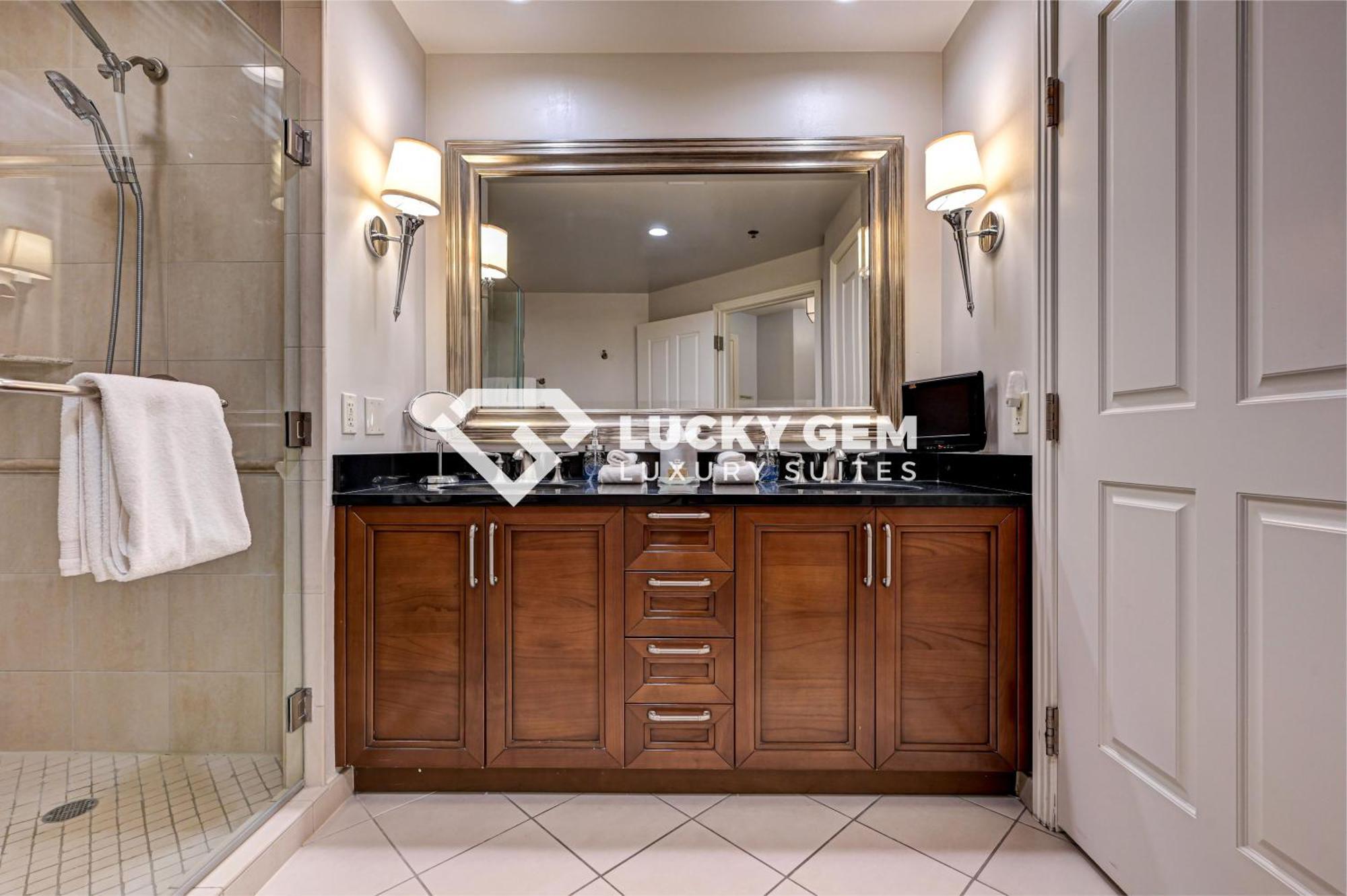 לאס וגאס Lucky Gem Penthouse & Luxury Suites At Signature Resort, Balcony Strip View 3505 מראה חיצוני תמונה