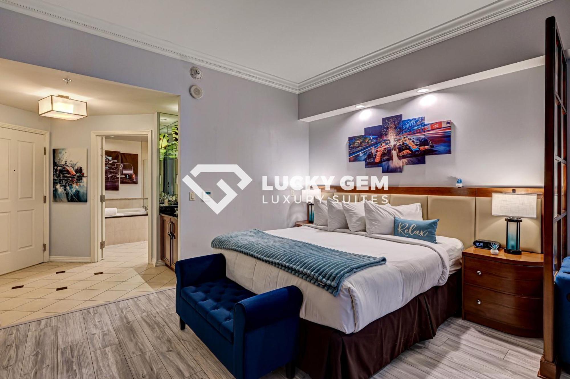 לאס וגאס Lucky Gem Penthouse & Luxury Suites At Signature Resort, Balcony Strip View 3505 מראה חיצוני תמונה
